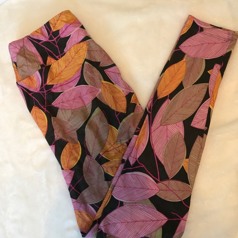 LulaRoe One Size Leggings